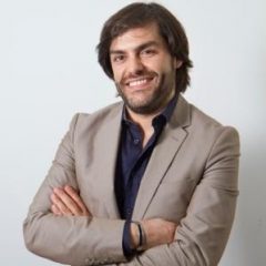 Imagem da notícia: “Somos os arquitectos do sorriso das pessoas”