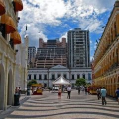Imagem da notícia: Macau: caminho para m&eacute;dicos dentistas portugueses