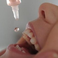 Imagem da notícia: Equipa de Coimbra desenvolve vacina oral para a hepatite B