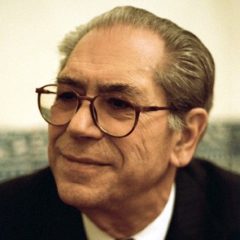 Imagem da notícia: APMDH homenageia Ant&oacute;nio Arnaut