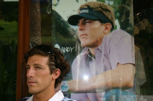 Imagem da notícia: “O surf corre-me nas veias”