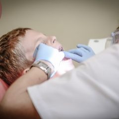 Imagem da notícia: Procura-se M&eacute;dico Dentista