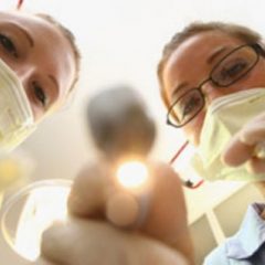 Imagem da notícia: M&eacute;dicos dentistas a mais em Portugal