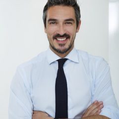 Imagem da notícia: A “fam&iacute;lia da implantologia mundial” reuniu-se no Estoril