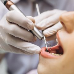 Imagem da notícia: OralMED está a recrutar 50 médicos dentistas