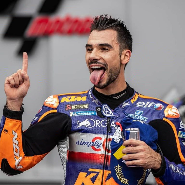 Imagem da notícia: “Dentista” Miguel Oliveira vence pela primeira vez em MotoGP