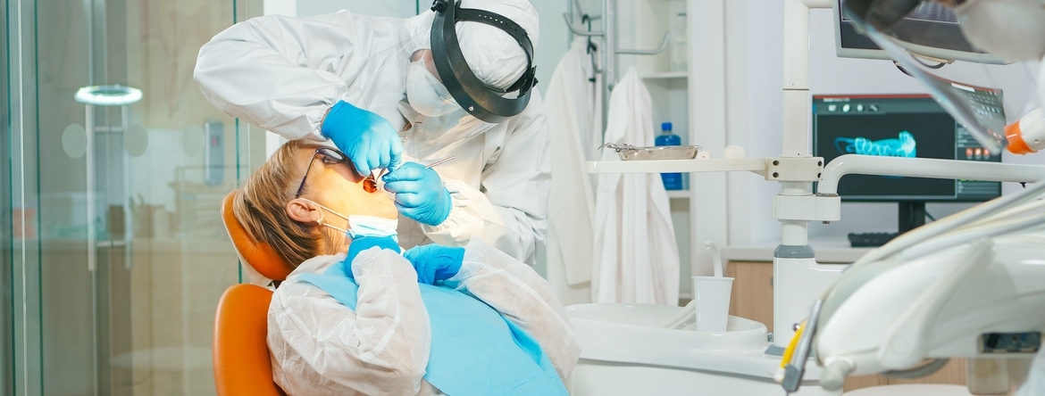 Imagem da notícia: Novo confinamento: dentistas podem abrir portas