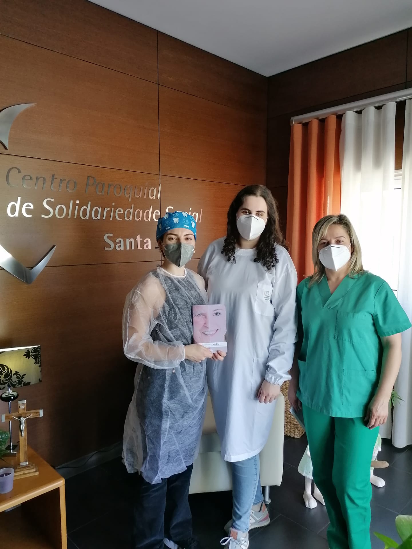Imagem da notícia: ONG Mundo A Sorrir desenvolve “Manual de Boas Práticas em Saúde Oral no Idoso”
