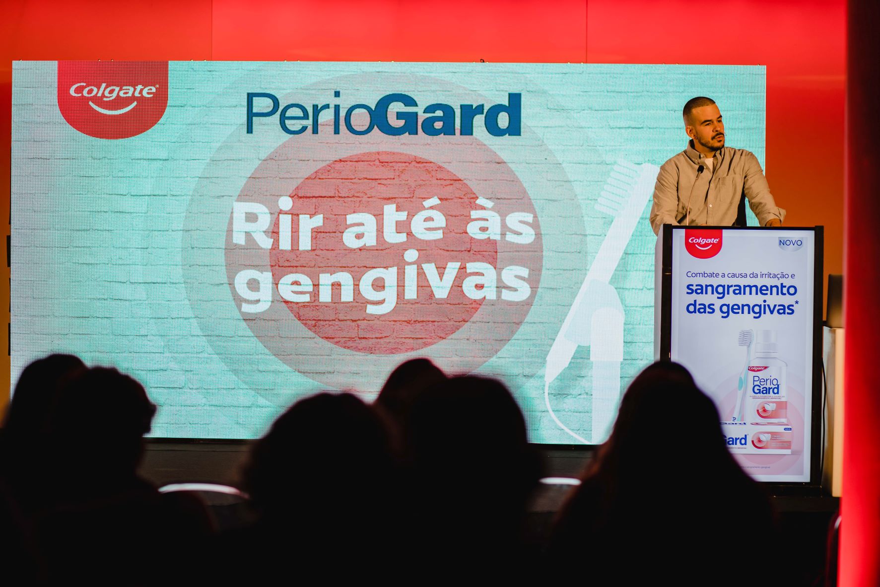 Imagem da notícia: Colgate lança nova solução PerioGard®