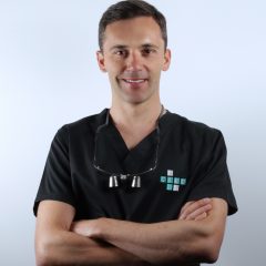 Imagem da notícia: “Na medicina dentária devemos acostumar-nos à ideia de nunca parar de estudar”