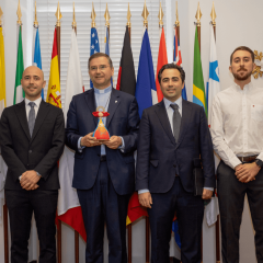 Imagem da notícia: Miguel Pavão visita sede do COL para a JMD