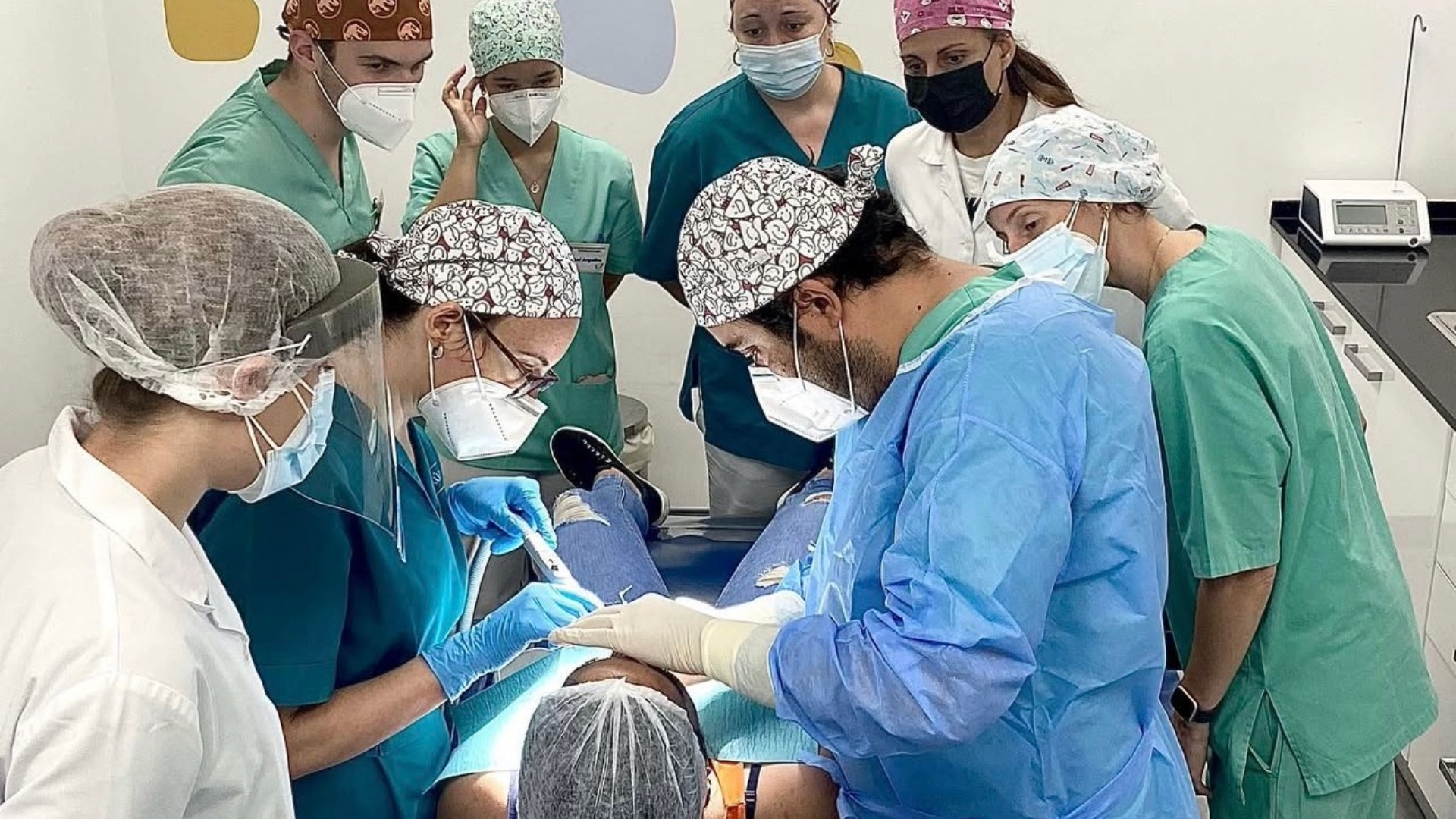 Imagem da notícia: Santa Casa cria “via verde” na área da saúde oral para crianças com paralisia cerebral