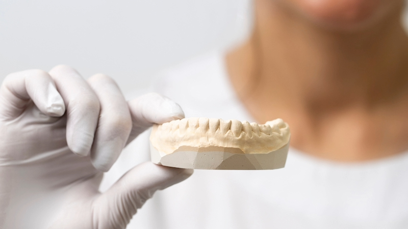 Imagem da notícia: Novo estudo sobre dentes “cultivados” em laboratório