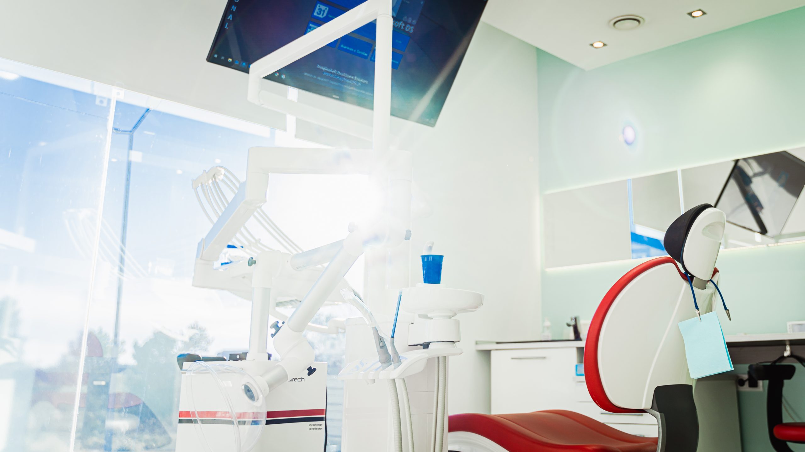 Imagem da notícia: Como funciona a cirurgia oral na OralPlan: do diagnóstico ao resultado final