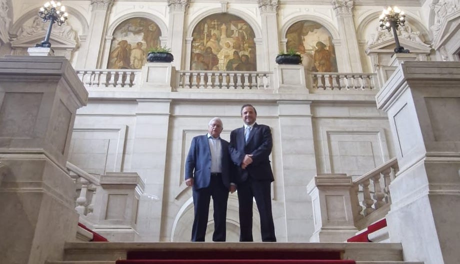 Imagem da notícia: Parlamento debate hoje criação de carreira de medicina dentária no SNS