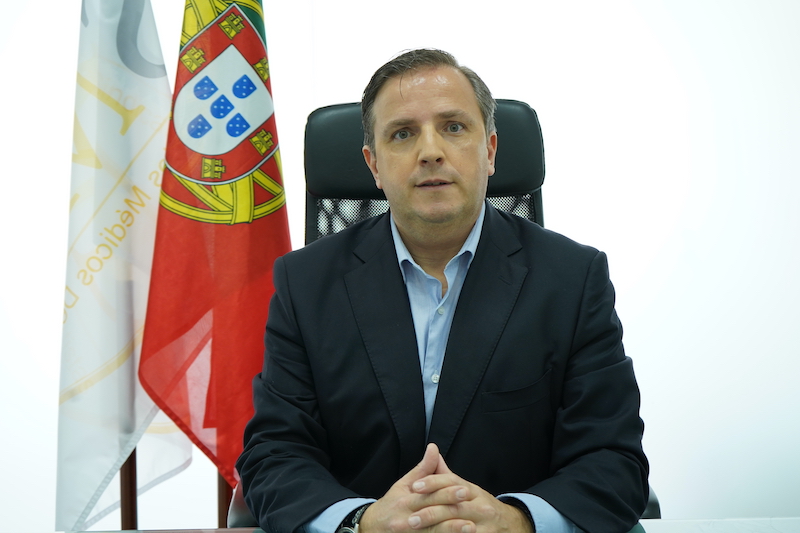Imagem da notícia: Protegido: Parlamento está a debater criação de carreira de medicina dentária no SNS