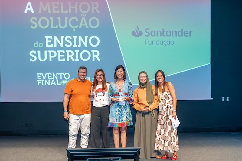 Imagem da notícia: GrowRight vence Apps for Good na categoria Ensino Superior